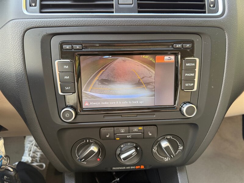 Used 2014 Volkswagen Jetta TDI FWD image 26