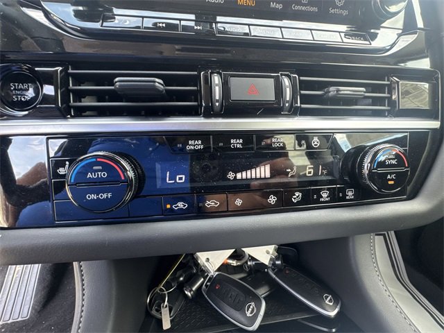 New 2025 Nissan Pathfinder SL image 18