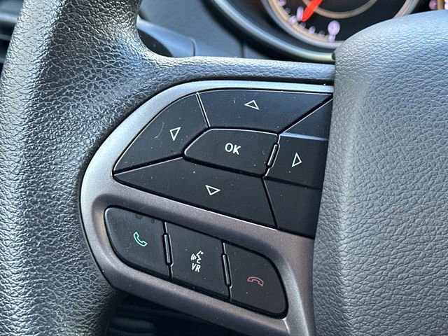 Used 2021 Jeep Cherokee Latitude FWD image 18
