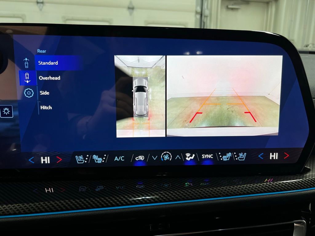 New 2026 Chevrolet Traverse High Country image 23