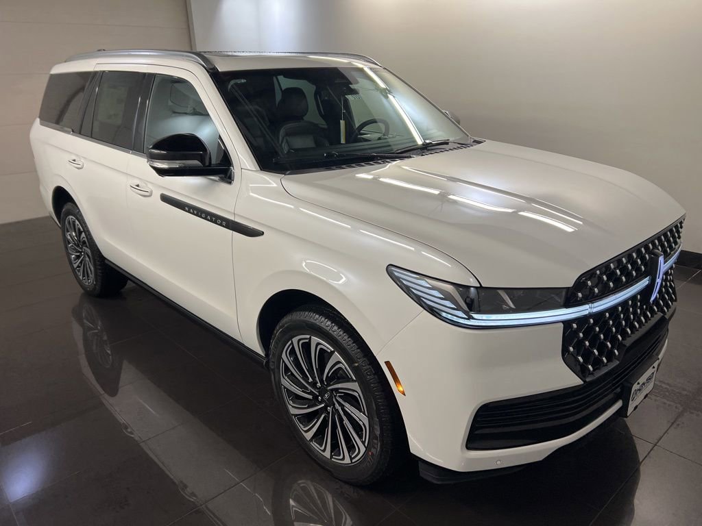 New 2026 Lincoln Navigator Black Label AWD/4WD image 1