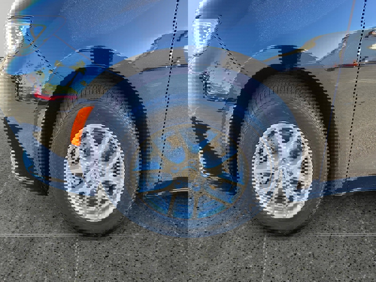 Used 2024 Chrysler Pacifica Touring image 14