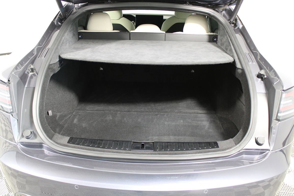 Used 2022 Tesla Model S AWD/4WD image 37
