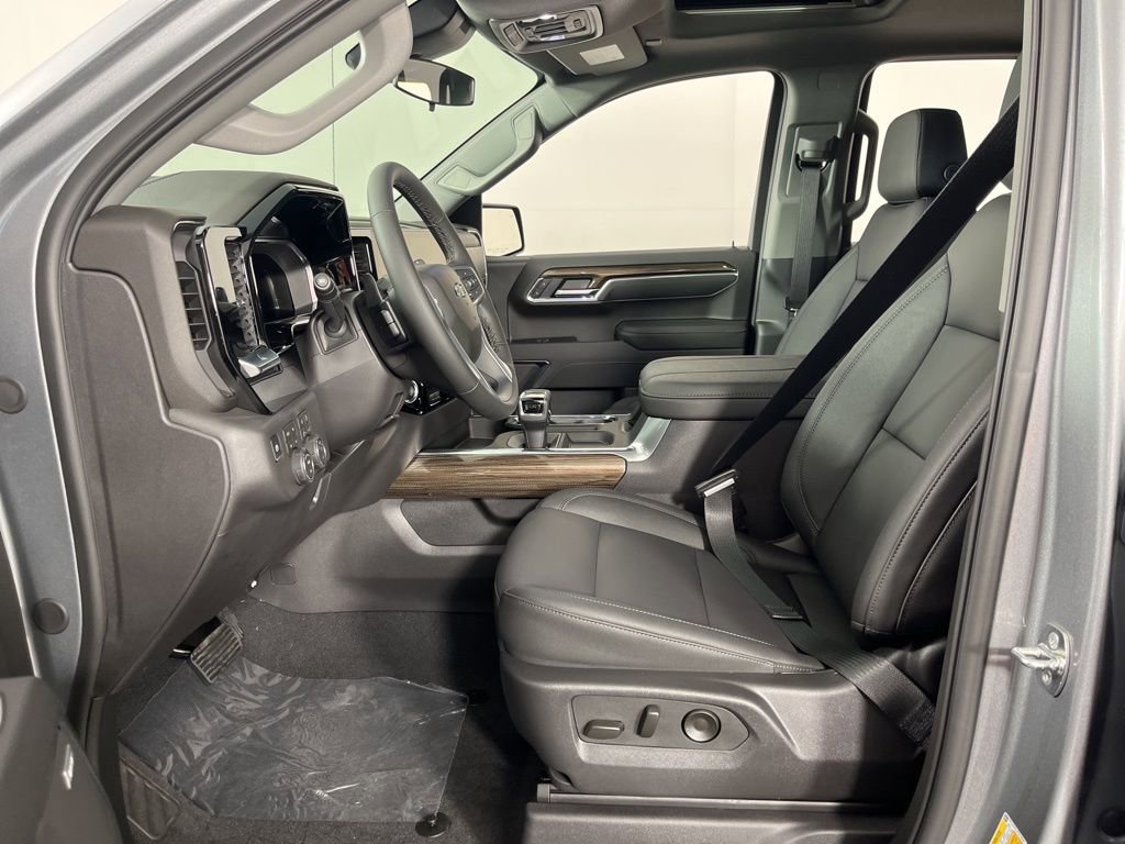 New 2026 Chevrolet Silverado 1500 LT Trail Boss w/ Safety Package image 25
