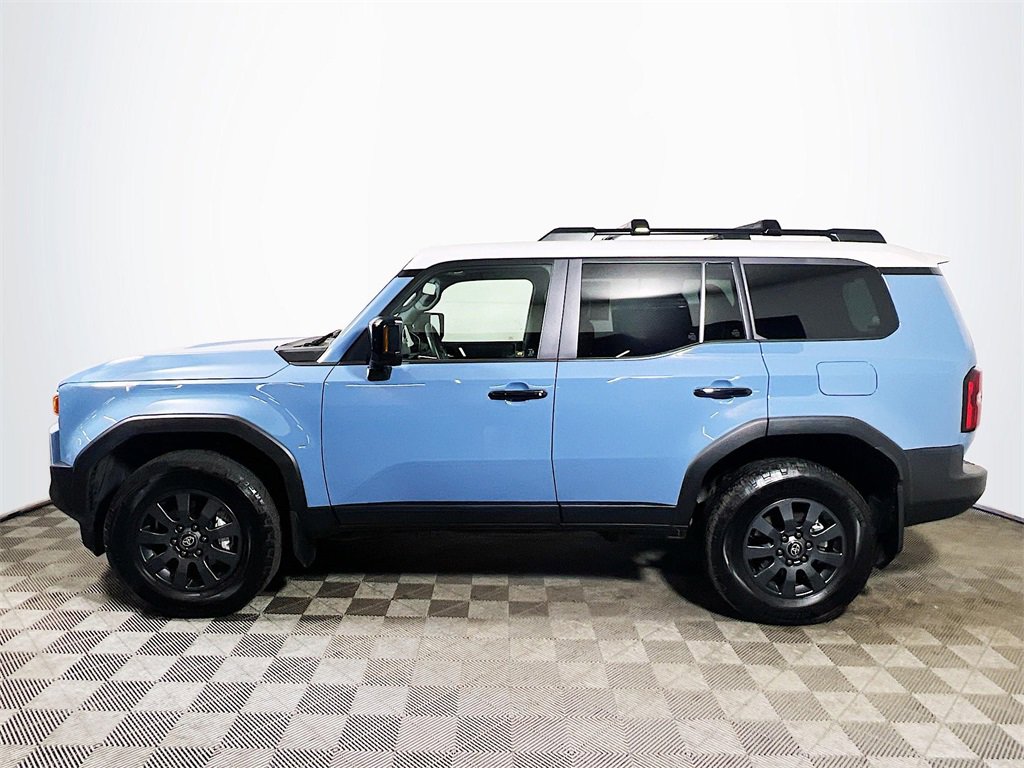 Certified 2025 Toyota Land Cruiser image 5