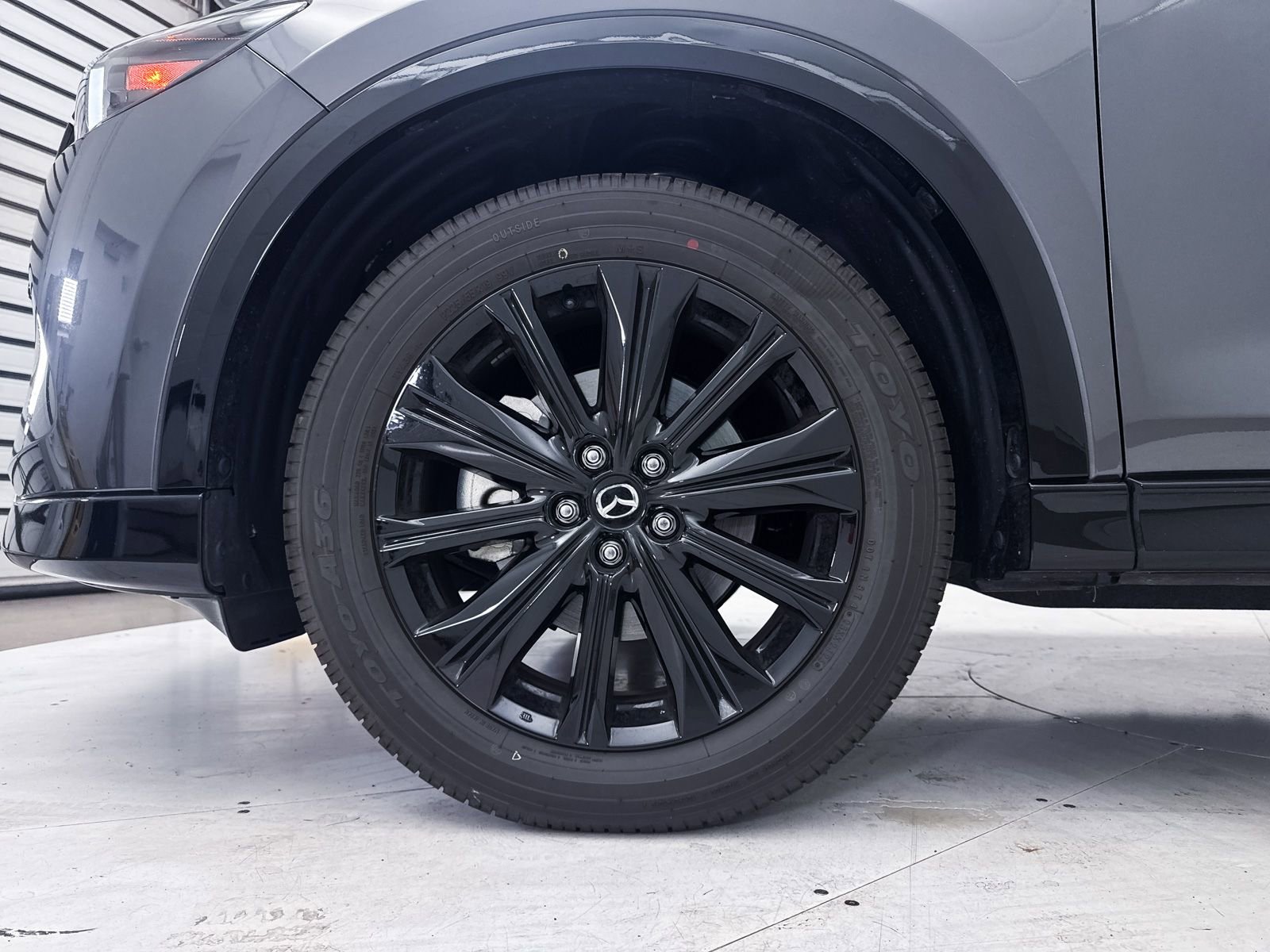 Used 2025 MAZDA CX-5 2.5 Turbo w/ Premium Package image 16