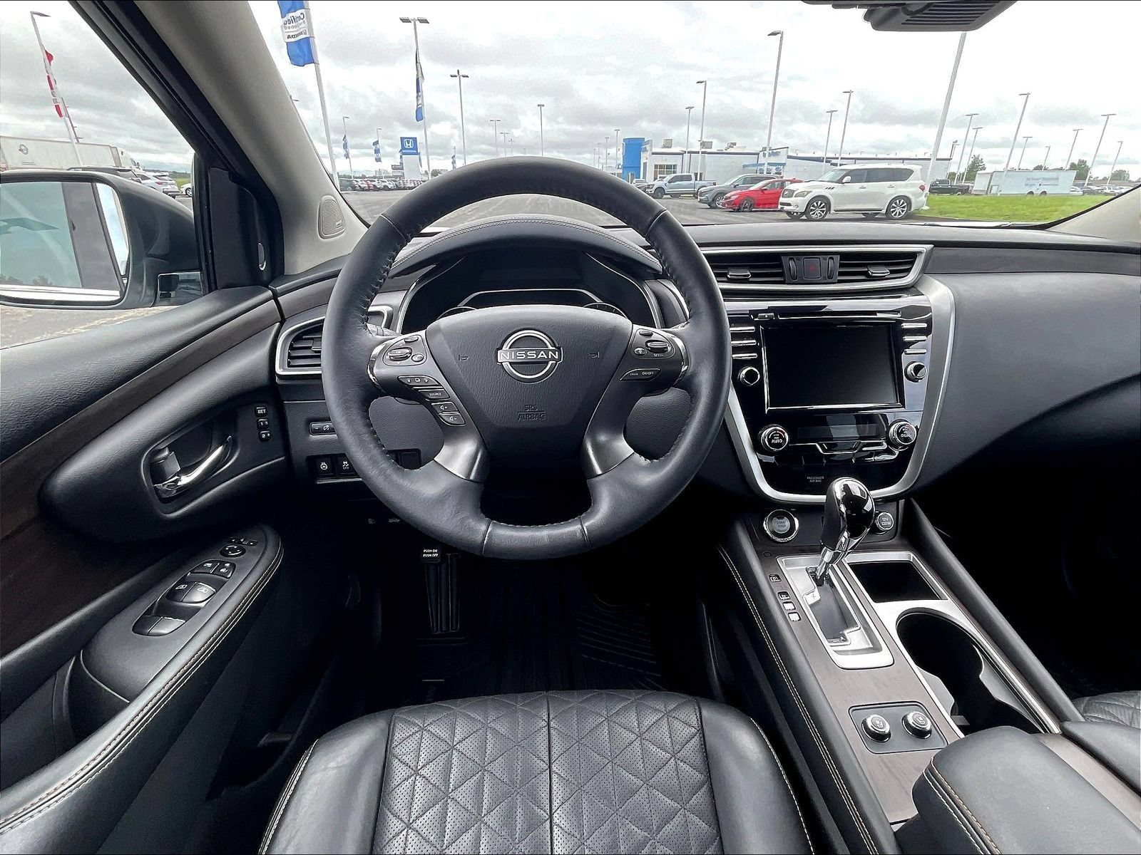 Used 2024 Nissan Murano Platinum w/ Cargo Package FWD image 10