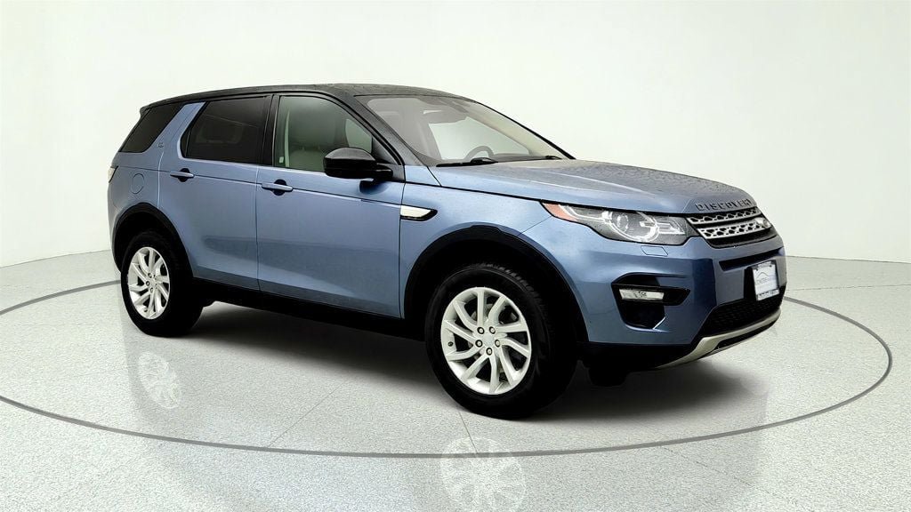 Used 2018 Land Rover Discovery Sport HSE AWD/4WD image 3