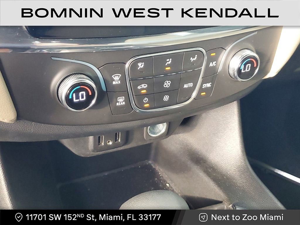 Used 2023 Chevrolet Traverse LS image 23