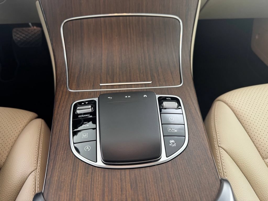 Used 2022 Mercedes-Benz GLC 300 4MATIC image 18