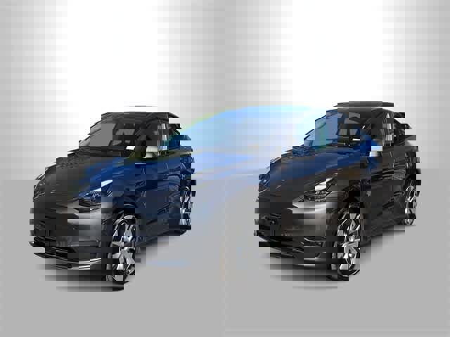 Used 2022 Tesla Model Y Long Range image 4