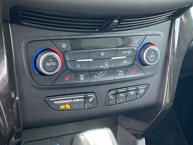 Used 2019 Ford Escape Titanium image 12