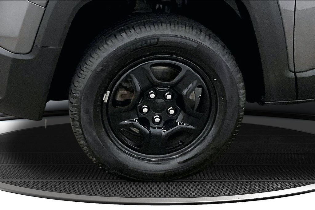 Used 2018 Jeep Renegade Sport w/ Power & Air Group AWD/4WD image 32