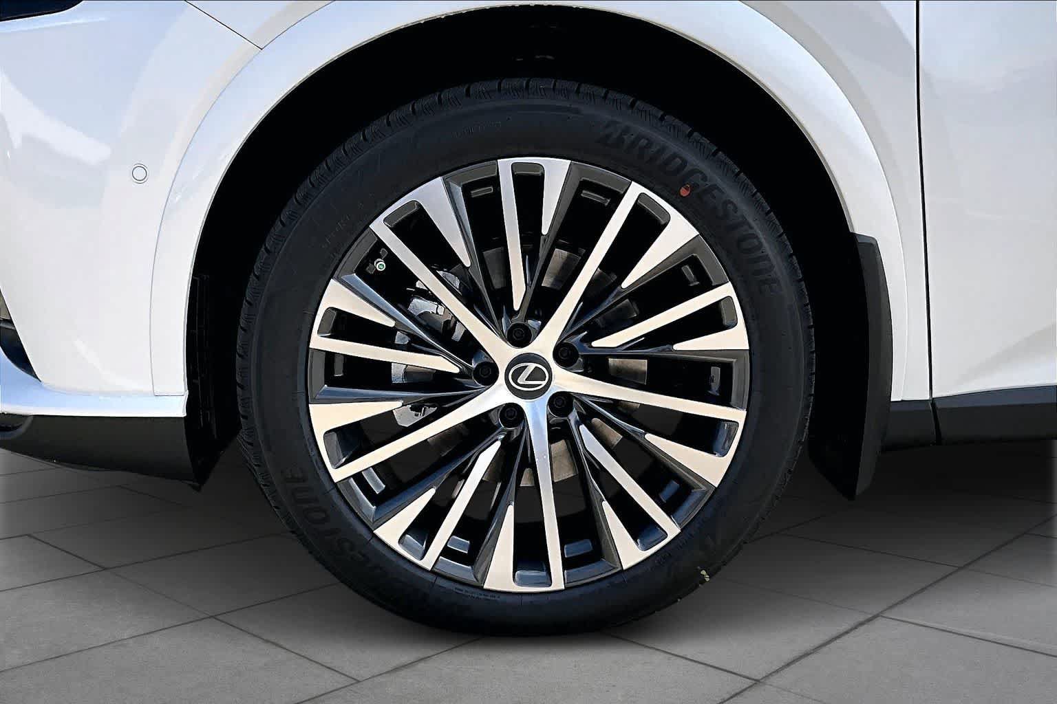 New 2026 Lexus RX 350 Premium Plus w/ Convenience Package FWD image 11
