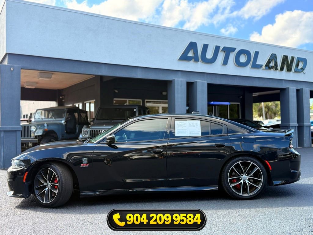 Used 2016 Dodge Charger R/T Scat Pack w/ Beats Audio Group RWD image 4
