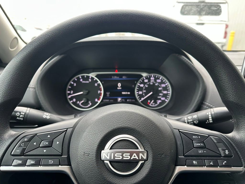 Used 2024 Nissan Sentra SV image 9