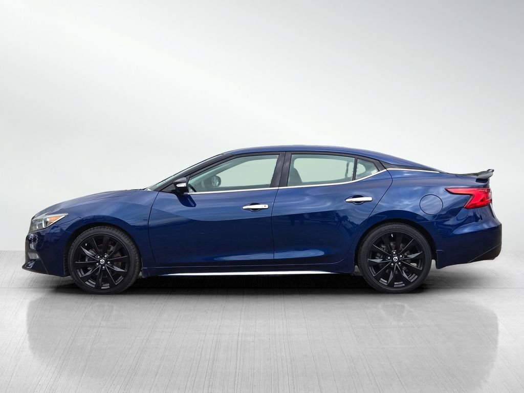 Used 2017 Nissan Maxima SR w/ Midnight Edition FWD image 8
