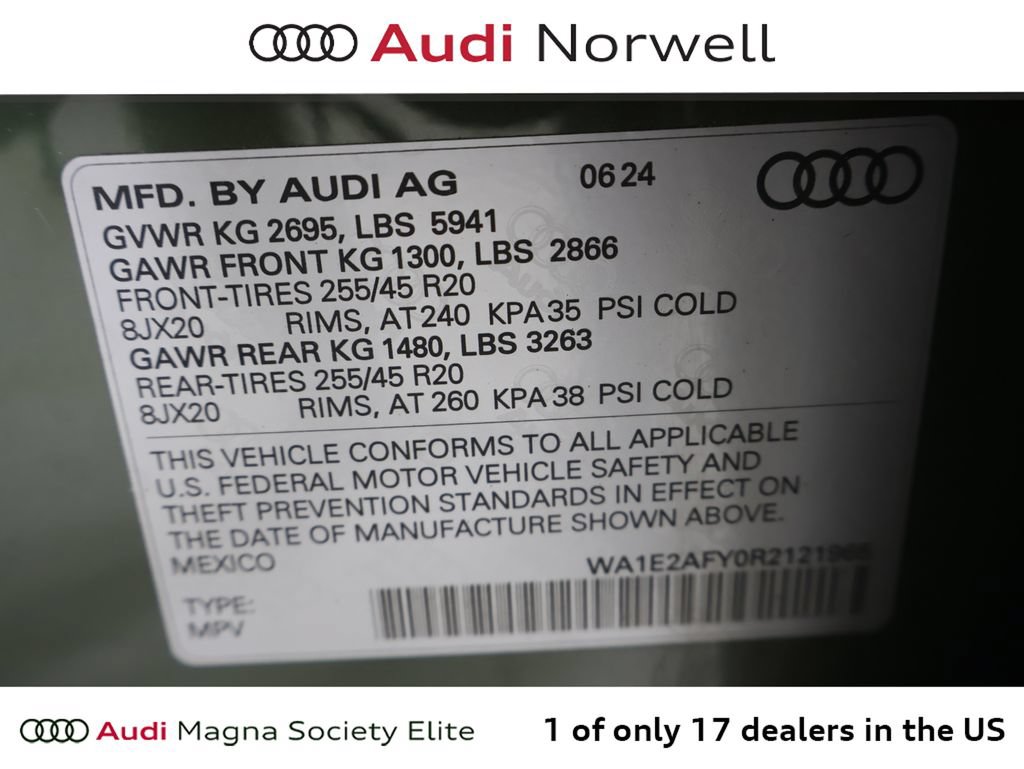 Used 2024 Audi Q5 e Premium Plus w/ Premium Plus Package AWD/4WD image 3
