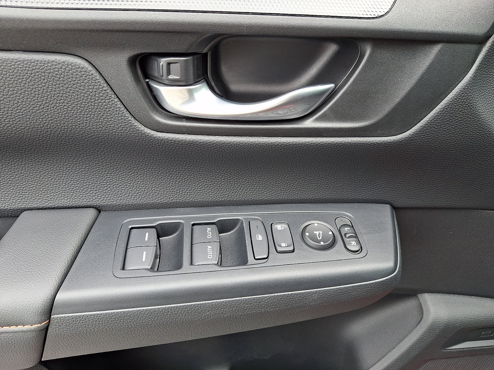 Certified 2024 Honda CR-V Sport image 12
