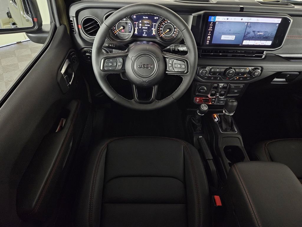 Used 2026 Jeep Wrangler Unlimited Rubicon AWD/4WD image 9