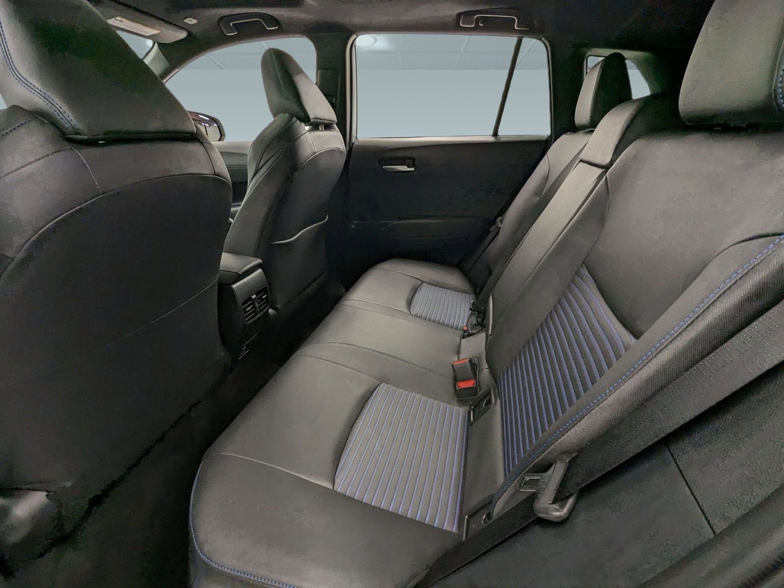 Used 2023 Toyota Corolla Cross XSE image 21