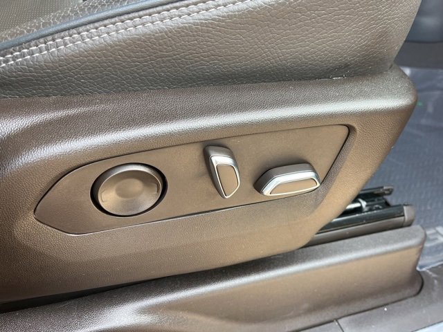 Used 2023 GMC Yukon XL Denali w/ Max Trailering Package image 61