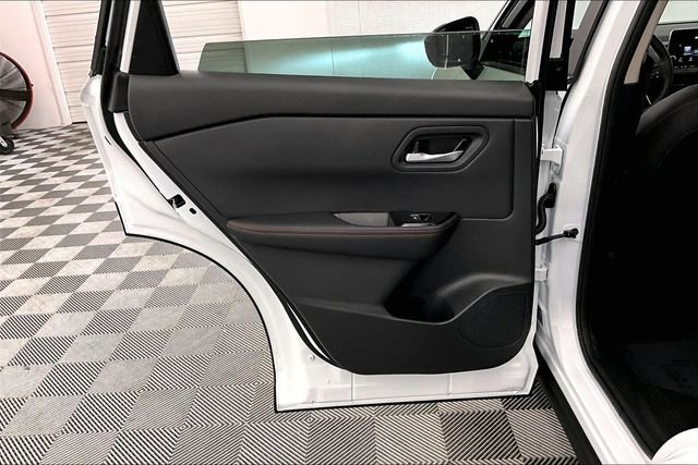 New 2026 Nissan Rogue SV AWD/4WD image 30