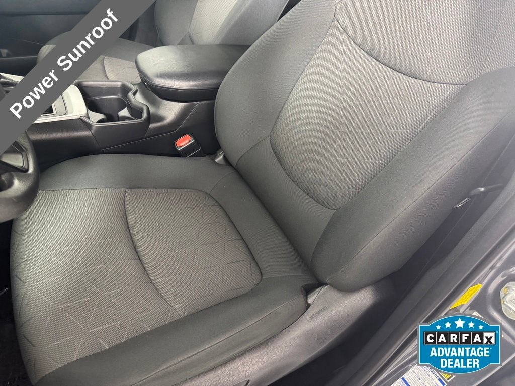Used 2019 Toyota RAV4 XLE w/ Convenience Package AWD/4WD image 10