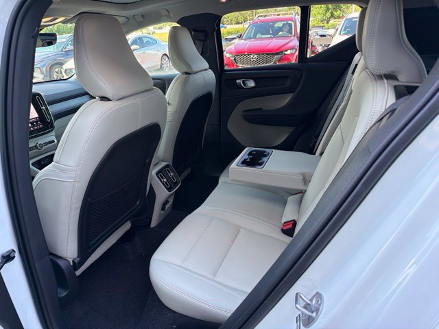 New 2026 Volvo XC40 B5 Ultra w/ Protection Package Premier AWD/4WD image 7