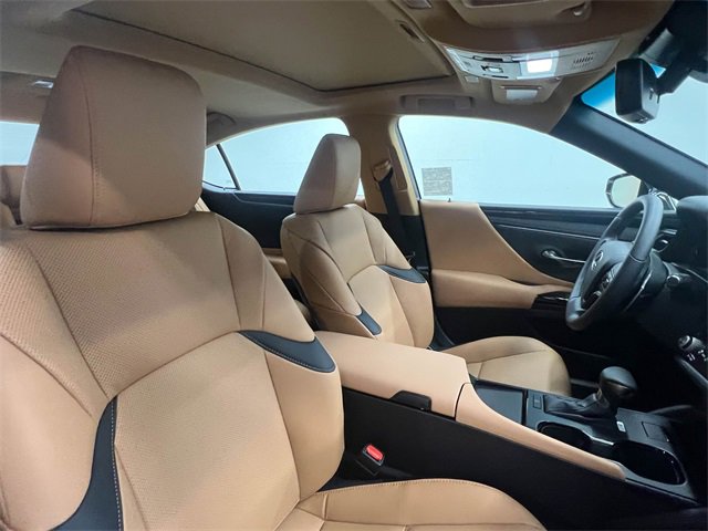 Certified 2025 Lexus ES 350 image 11