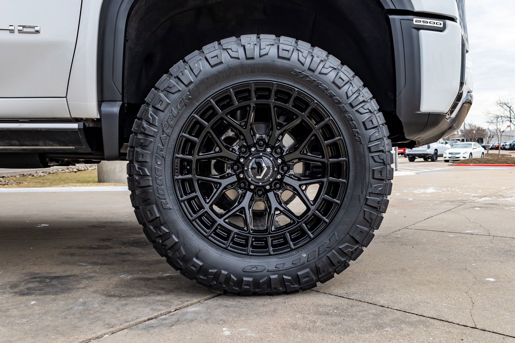 Used 2024 GMC Sierra 2500 Denali Ultimate image 12