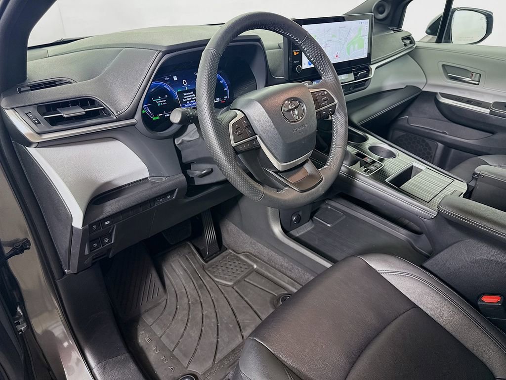 Certified 2026 Toyota Sienna XSE AWD/4WD image 9