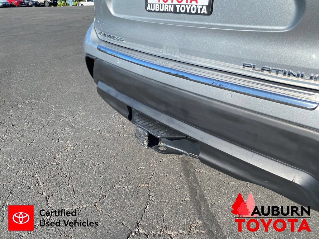 Certified 2020 Toyota Highlander Platinum AWD/4WD image 13