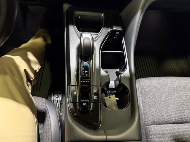 Certified 2024 Toyota Crown XLE image 23