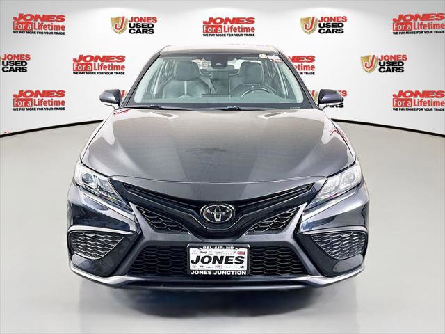 Certified 2022 Toyota Camry SE FWD image 11