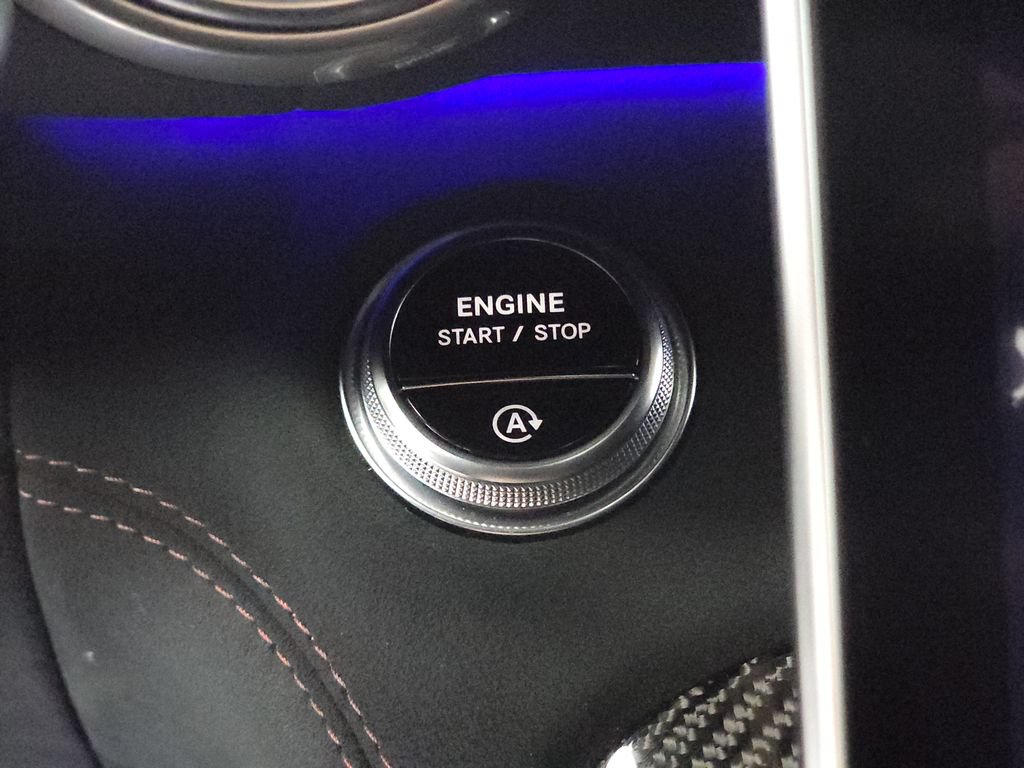 Used 2024 Mercedes-Benz SL 63 AMG 4MATIC image 17