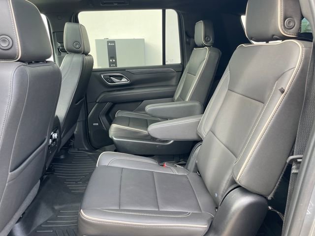 Used 2022 GMC Yukon XL SLT w/ SLT Premium Package AWD/4WD image 22