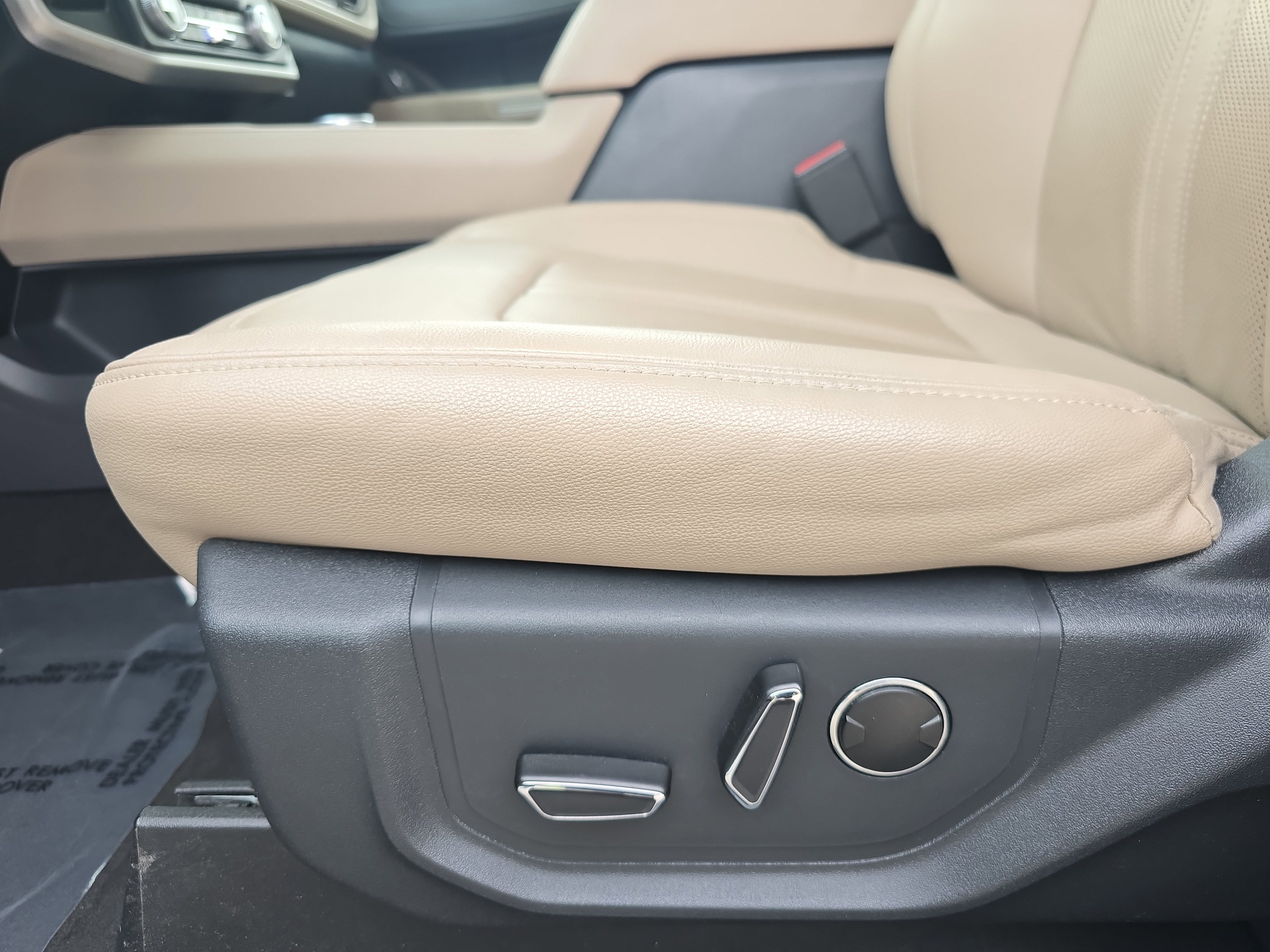 Used 2024 Ford Expedition Max Limited image 27