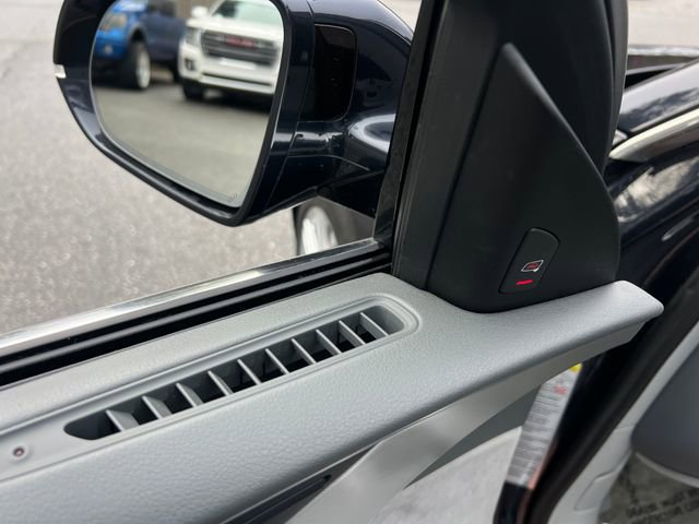 Used 2014 Audi A8 L TDI w/ Premium Package image 12