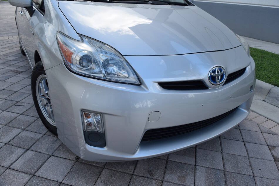 Used 2010 Toyota Prius Two FWD image 8