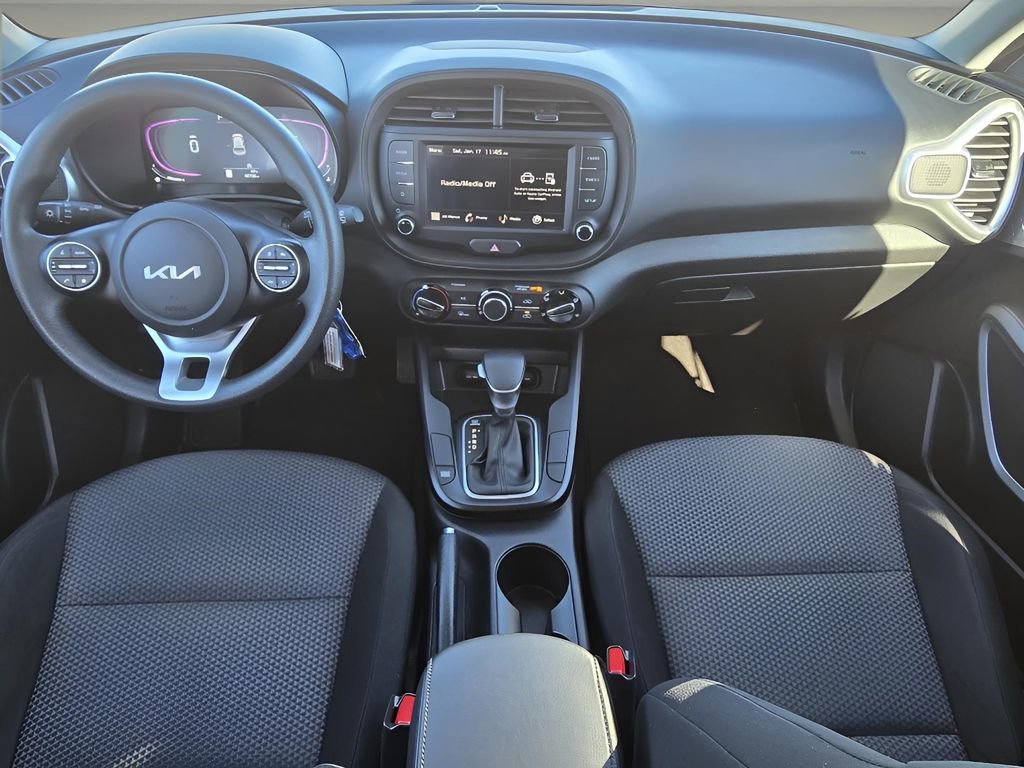 Used 2024 Kia Soul LX w/ Option Group 015 image 25