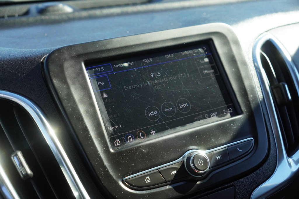 Used 2024 Chevrolet Equinox LS FWD image 23
