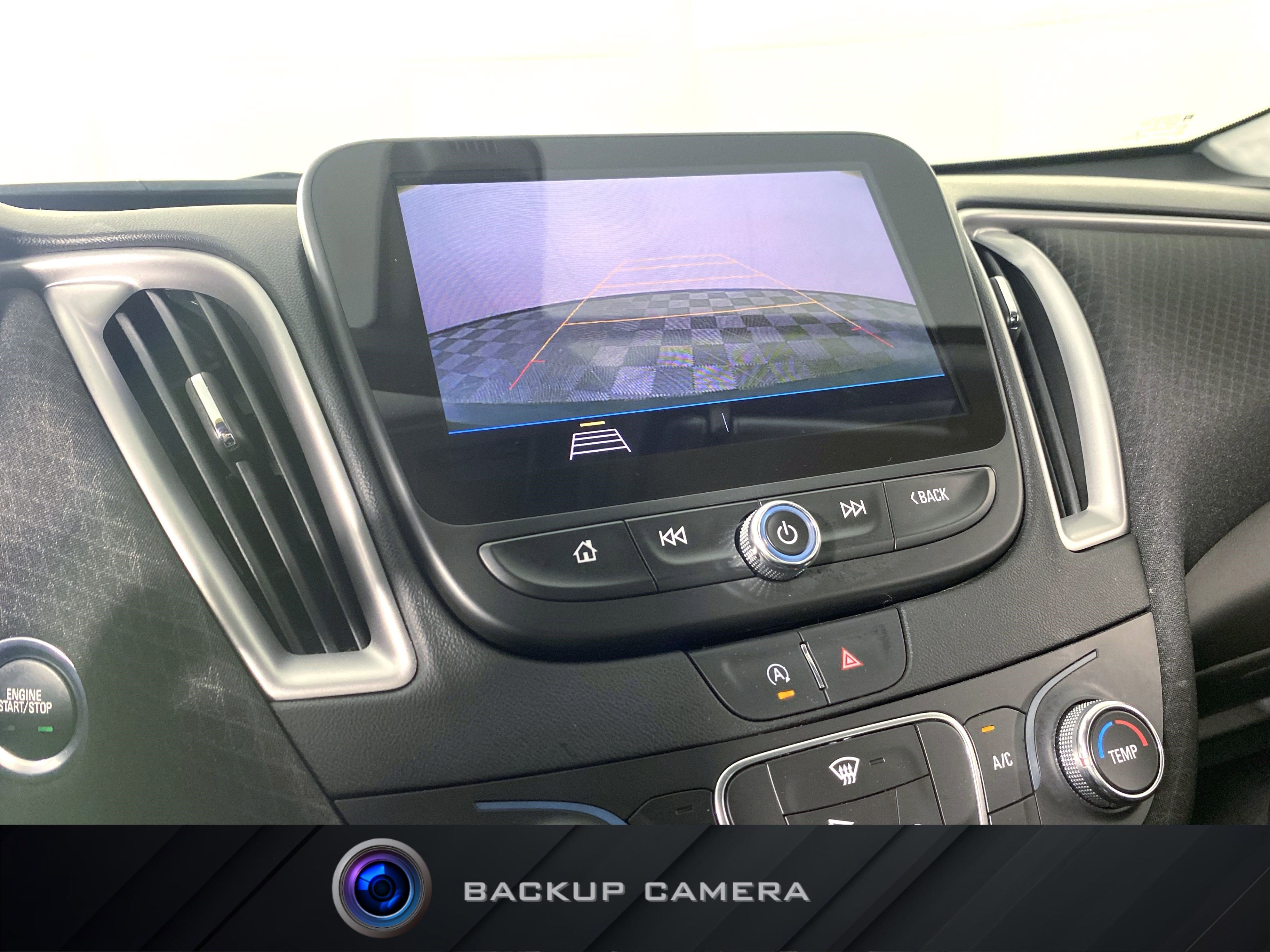Used 2020 Chevrolet Malibu LS FWD image 2
