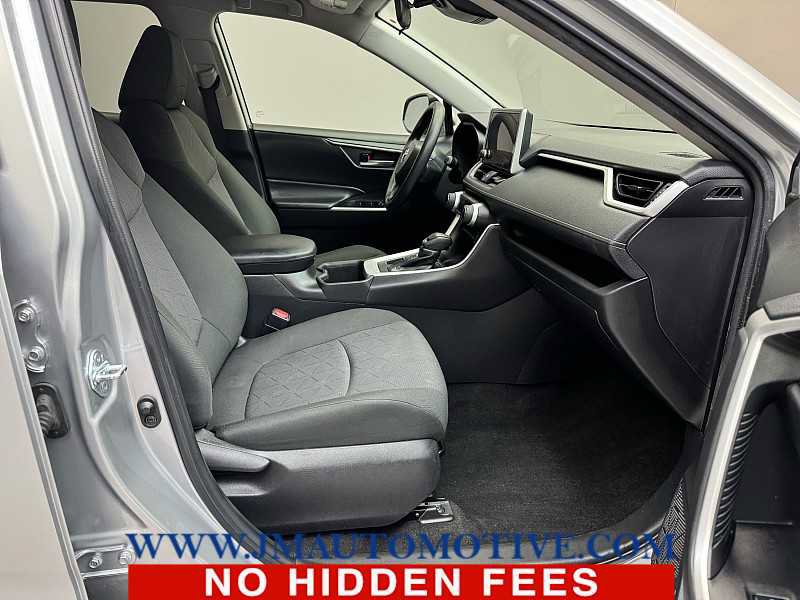 Used 2023 Toyota RAV4 XLE image 19