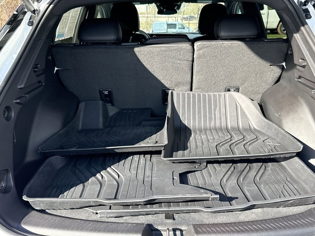 Used 2025 Chevrolet Equinox EV LT image 19