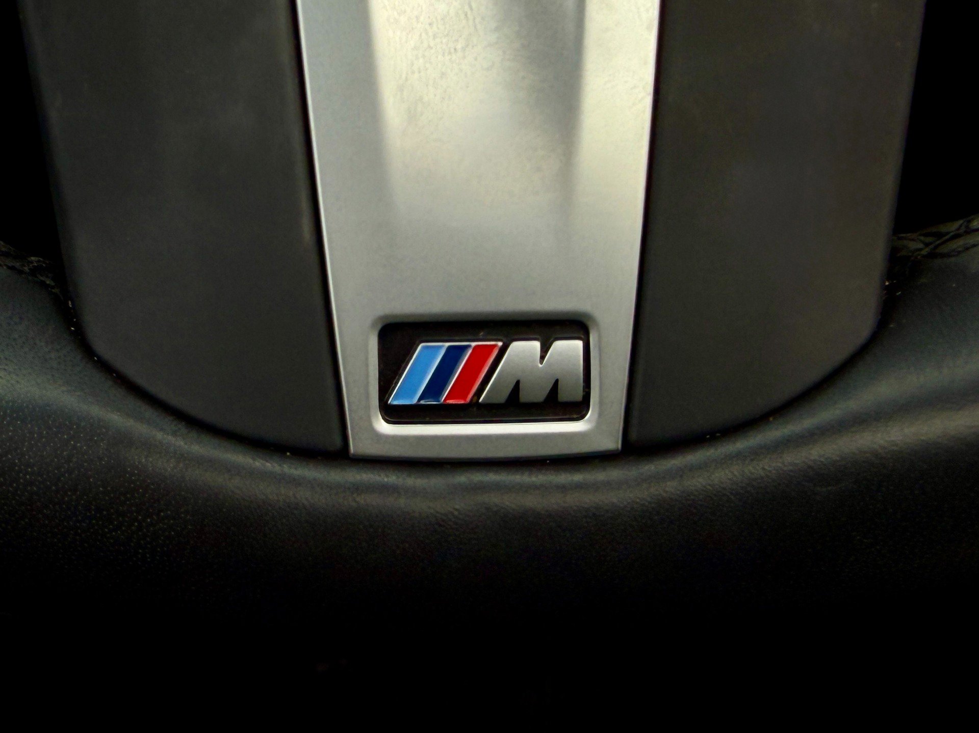 Used 2024 BMW X5 xDrive40i w/ M Sport Package image 37