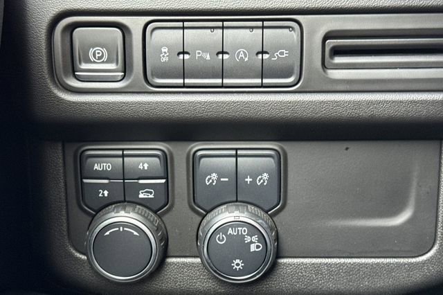 Used 2021 Chevrolet Tahoe LT AWD/4WD image 43