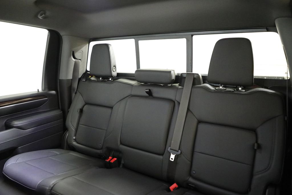 Used 2024 Chevrolet Silverado 2500 LT image 13