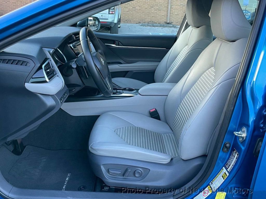 Used 2018 Toyota Camry SE image 13