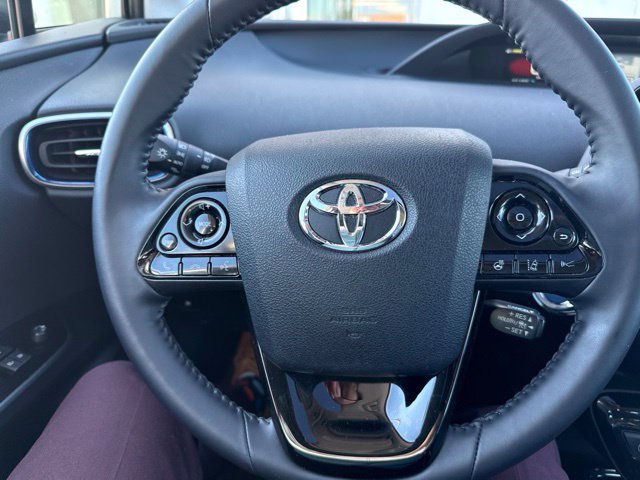 Used 2022 Toyota Prius Limited w/ Premium Convenience Package FWD image 14